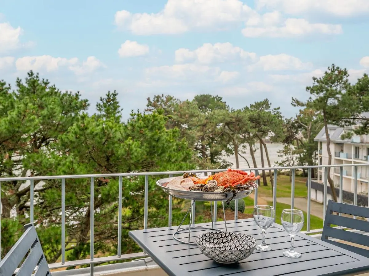 Apartment Baie De Beaumer-3 By Interhome Carnac