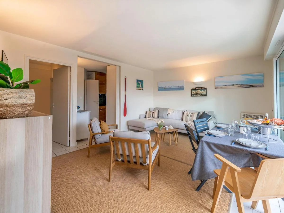 Apartment Baie De Beaumer-3 By Interhome Carnac