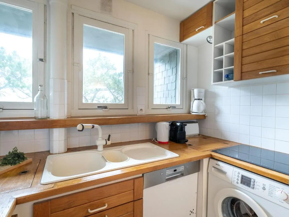 Apartment Baie De Beaumer-3 By Interhome Carnac