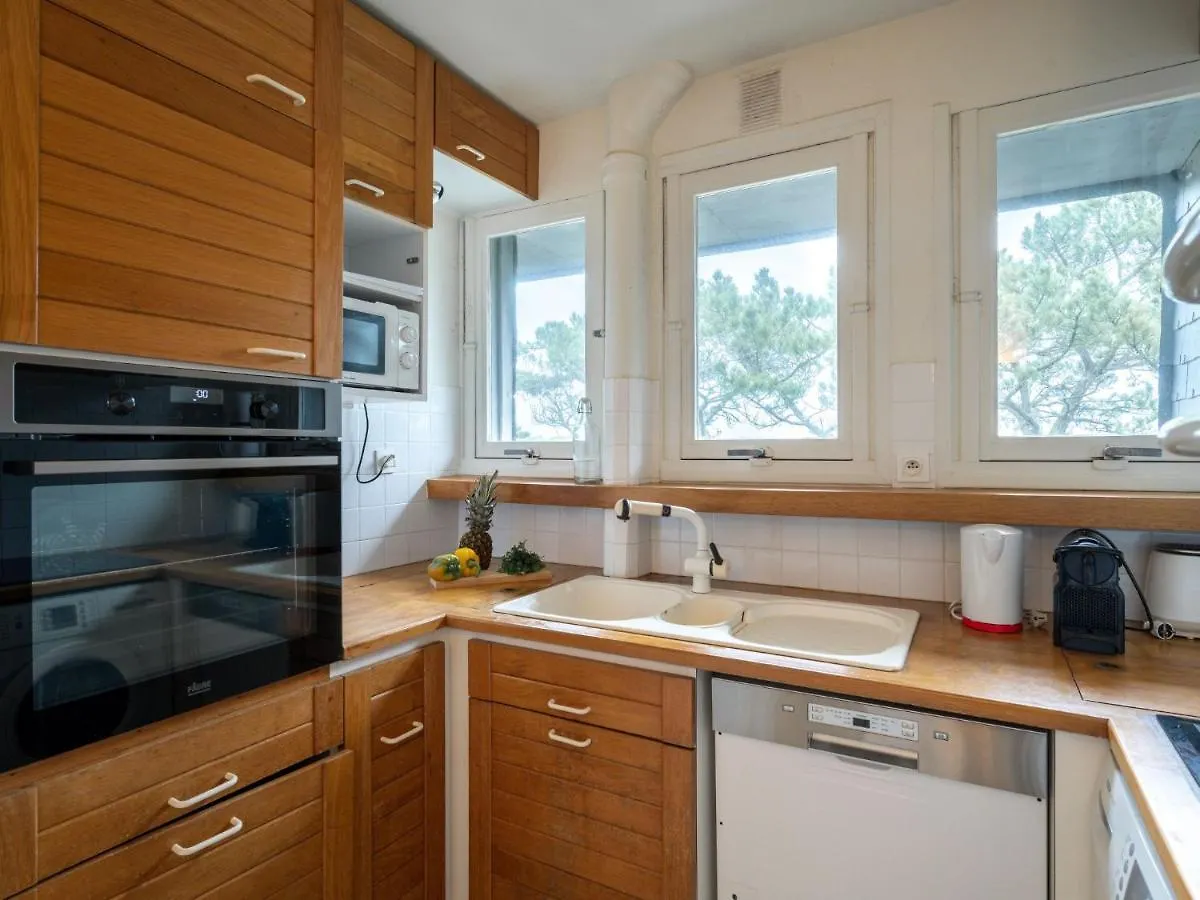 Apartment Baie De Beaumer-3 By Interhome Carnac